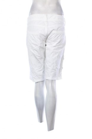 Damen Shorts Edc By Esprit, Größe L, Farbe Weiß, Preis € 13,99