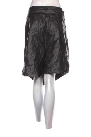 Damen Shorts Elizabeth And James, Größe 4XL, Farbe Schwarz, Preis € 101,14