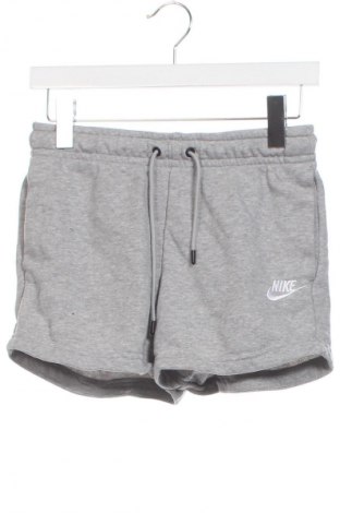 Pantaloni scurți de femei Nike, Mărime XS, Culoare Gri, Preț 99,91 Lei