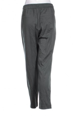 Damenhose S.Oliver, Größe L, Farbe Grün, Preis € 15,99