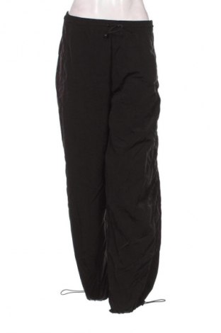 Pantaloni de femei Stradivarius, Mărime M, Culoare Negru, Preț 52,99 Lei