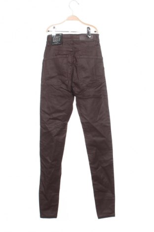 Pantaloni de femei Stradivarius, Mărime XXS, Culoare Maro, Preț 117,63 Lei