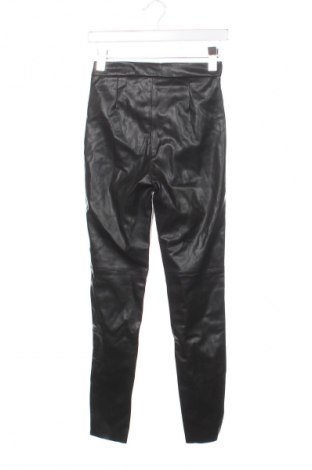 Дамски панталон Zara, Размер XS, Цвят Черен, Цена 27,99 лв.