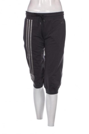 Pantaloni trening de femei Adidas, Mărime M, Culoare Gri, Preț 104,73 Lei