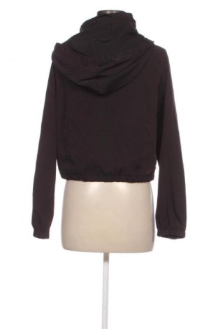 Dámska bunda  Bershka, Veľkosť M, Farba Čierna, Cena  27,95 €