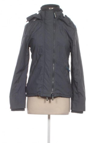 Damenjacke für Wintersports Superdry, Größe S, Farbe Grau, Preis € 24,99