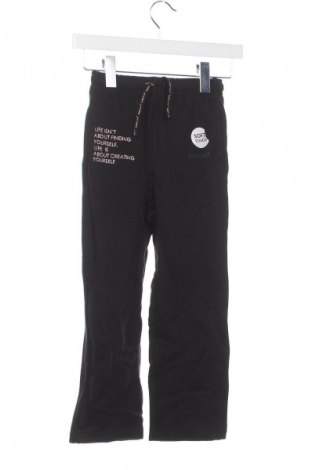 Pantaloni de trening, pentru copii Bekkin, Mărime 4-5y/ 110-116 cm, Culoare Negru, Preț 118,75 Lei