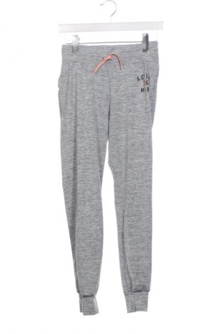 Kinder Sporthose H&M Sport, Größe 10-11y/ 146-152 cm, Farbe Grau, Preis 9,99 €