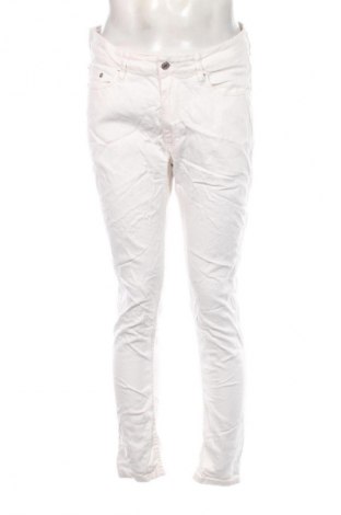 Herren Jeans Zara, Größe M, Farbe Weiß, Preis 10,99 €