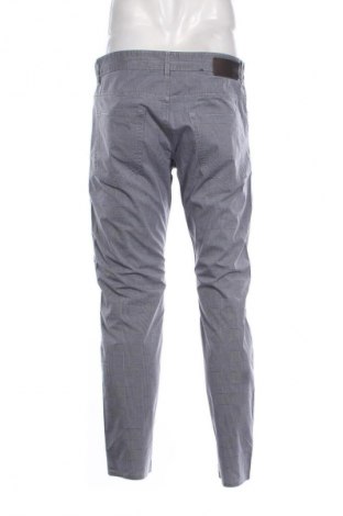 Pantaloni de bărbați BOSS, Mărime L, Culoare Multicolor, Preț 304,99 Lei