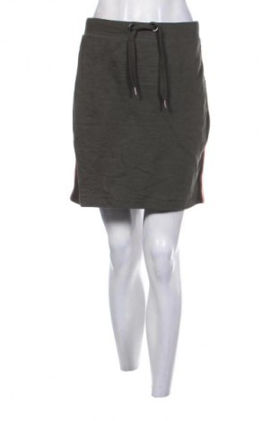 Rock Edc By Esprit, Größe L, Farbe Grün, Preis € 10,99