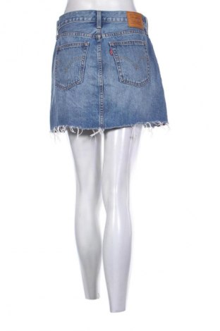 Пола Levi's, Размер M, Цвят Син, Цена 55,99 лв.