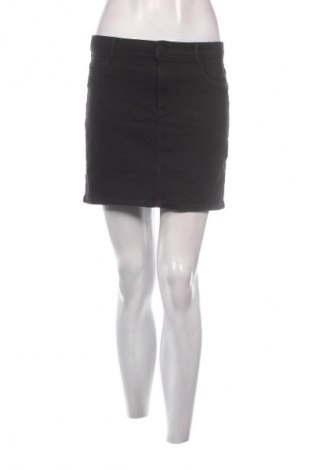 Rock ONLY, Größe M, Farbe Schwarz, Preis € 18,99