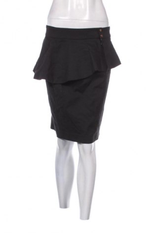Пола Zara, Размер M, Цвят Черен, Цена 5,99 лв.