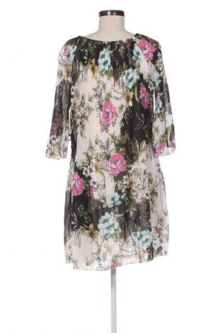 Kleid Unbranded, Größe M, Farbe Mehrfarbig, Preis 14,99 €