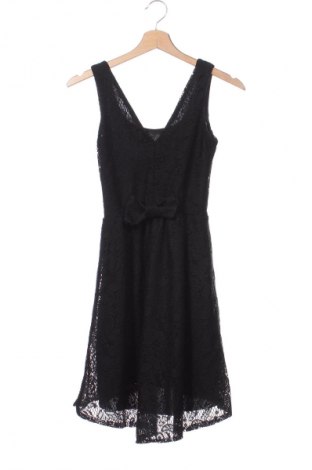 Kleid Adrom, Größe S, Farbe Schwarz, Preis 14,84 €