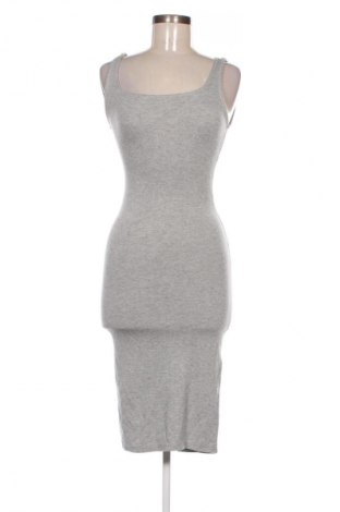 Rochie Bershka, Mărime S, Culoare Gri, Preț 99,99 Lei