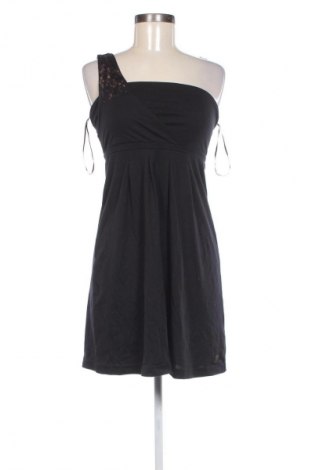 Рокля Edc By Esprit, Размер S, Цвят Черен, Цена 43,99 лв.