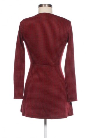 Kleid Jennyfer, Größe M, Farbe Mehrfarbig, Preis 14,83 €