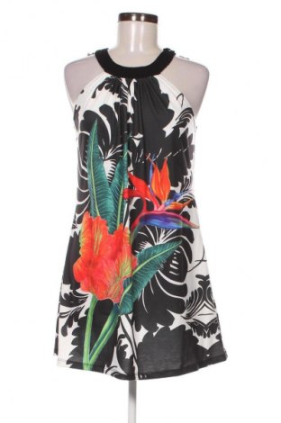 Kleid Smash, Größe M, Farbe Mehrfarbig, Preis 27,70 €