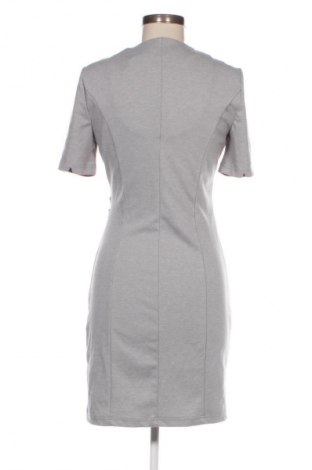 Kleid Vero Moda, Größe S, Farbe Grau, Preis 10,99 €