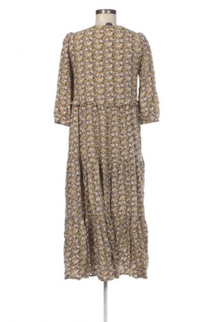 Kleid Y.A.S, Größe S, Farbe Mehrfarbig, Preis € 21,99