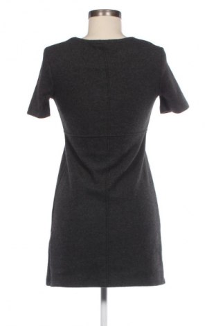 Kleid Zara, Größe S, Farbe Grau, Preis 13,82 €