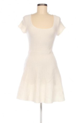 Kleid Zara, Größe S, Farbe Weiß, Preis 18,99 €