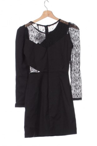 Kleid Zara Trafaluc, Größe XS, Farbe Schwarz, Preis 36,99 €