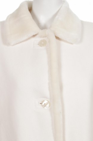 Дамско палто Lucia, Размер XL, Цвят Бял, Цена 27,60 лв.