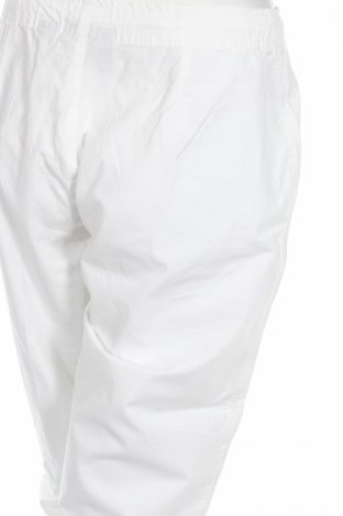 Дамски панталон Allison Brittney, Размер S, Цвят Бял, Цена 23,00 лв.