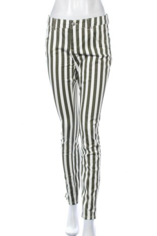 Дамски панталон Oui, Размер M, Цвят Зелен, 98% памук, 2% еластан, Цена 12,01 лв.