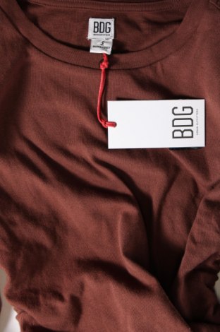 Дамска блуза BDG, Размер S, Цвят Кафяв, Цена 19,20 лв.