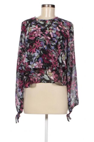 Дамска блуза Gina Tricot, Размер M, Цвят Многоцветен, Цена 10,64 лв.
