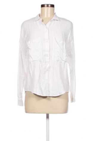Γυναικείο πουκάμισο Cropp, Μέγεθος M, Χρώμα Λευκό, Τιμή 12,93 €