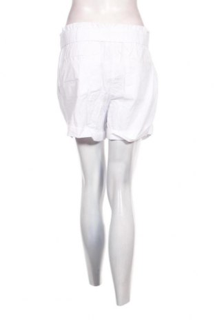 Дамски къс панталон LeGer By Lena Gercke, Размер S, Цвят Бял, Памук, Цена 62,40 лв.