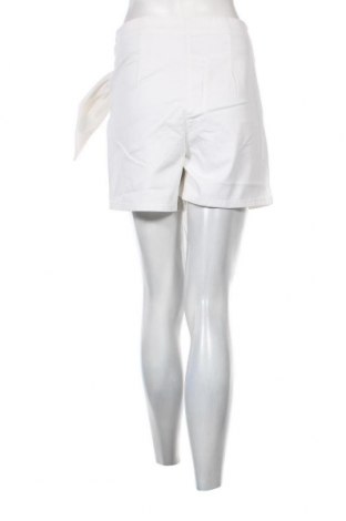 Дамски къс панталон NA-KD, Размер S, Цвят Бял, 98% памук, 2% еластан, Цена 67,20 лв.