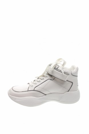 Дамски обувки Calvin Klein, Размер 40, Цвят Бял, Естествена кожа, Цена 140,40 лв.