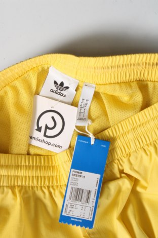Мъжки къс панталон Adidas Originals, Размер S, Цвят Жълт, Полиестер, Цена 82,55 лв.