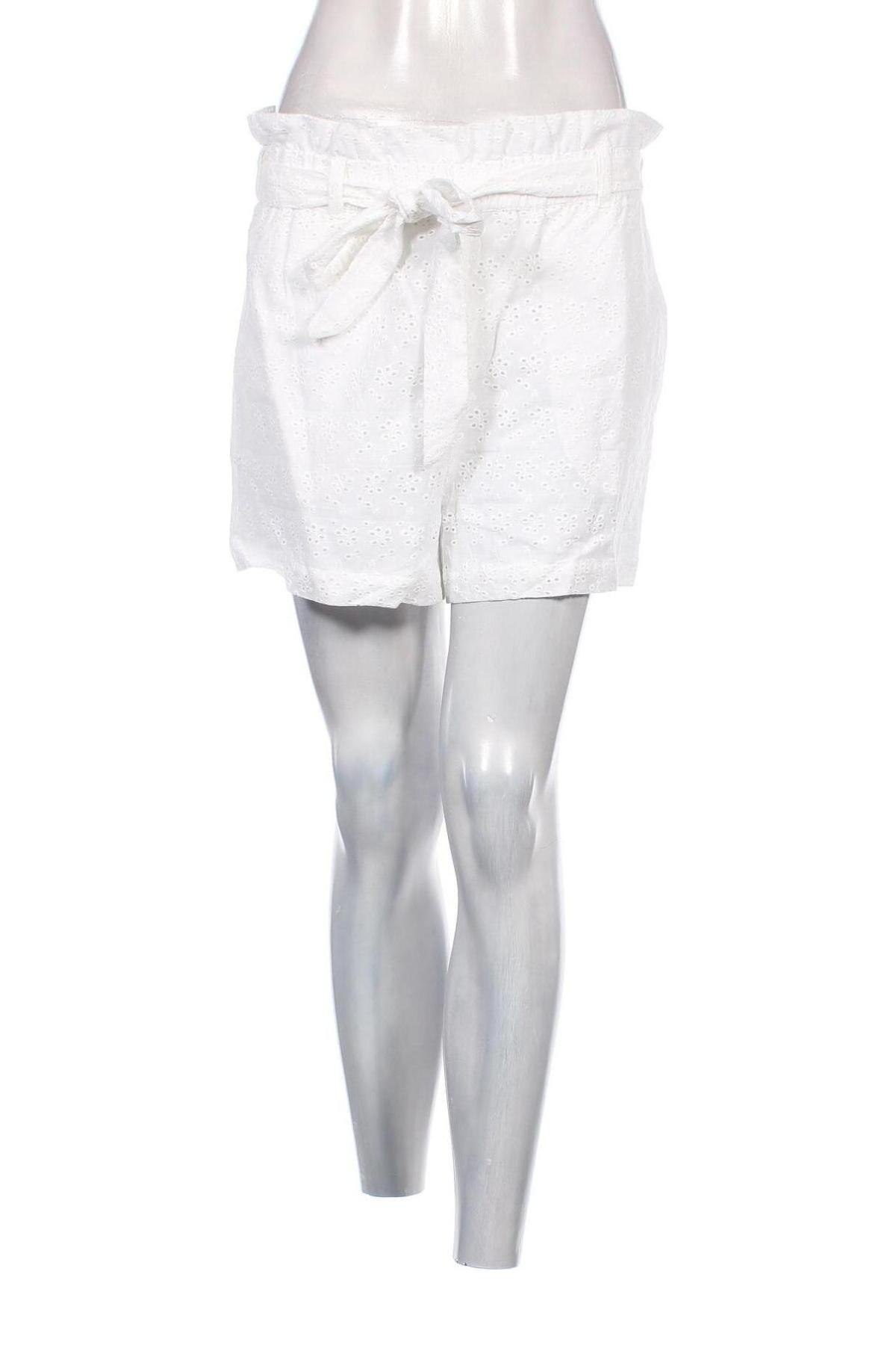 Дамски къс панталон NA-KD, Размер S, Цвят Бял, Памук, Цена 62,40 лв.