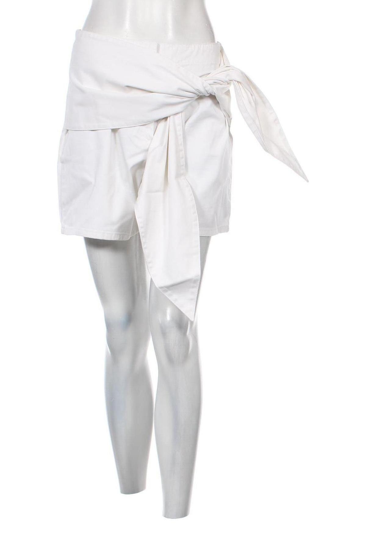 Дамски къс панталон NA-KD, Размер M, Цвят Бял, 98% памук, 2% еластан, Цена 67,20 лв.