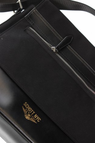 Чанта за лаптоп Schott, Цвят Черен, Цена 109,20 лв.