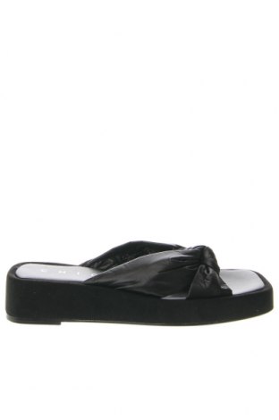 Papuci Chio, Mărime 40, Culoare Negru, Preț 282,73 Lei