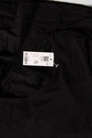 Дамска блуза, Размер S, Цвят Черен, Цена 31,00 лв.