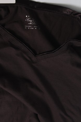 Γυναικεία μπλούζα, Μέγεθος M, Χρώμα Καφέ, Τιμή 9,72 €