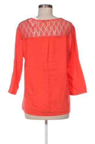 Дамска блуза, Размер M, Цвят Оранжев, Цена 3,99 лв.
