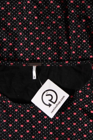 Γυναικεία μπλούζα Aiki Keylook, Μέγεθος S, Χρώμα Μαύρο, Τιμή 2,47 €