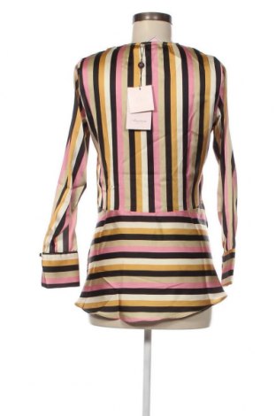 Дамска блуза Almatrichi, Размер M, Цвят Многоцветен, Цена 102,00 лв.