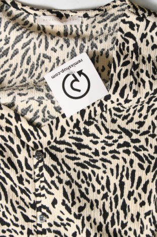 Дамска блуза Armand Thiery, Размер M, Цвят Екрю, Цена 6,72 лв.