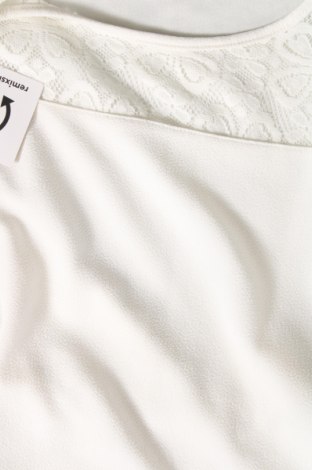 Γυναικεία μπλούζα Avon, Μέγεθος XS, Χρώμα Λευκό, Τιμή 3,08 €